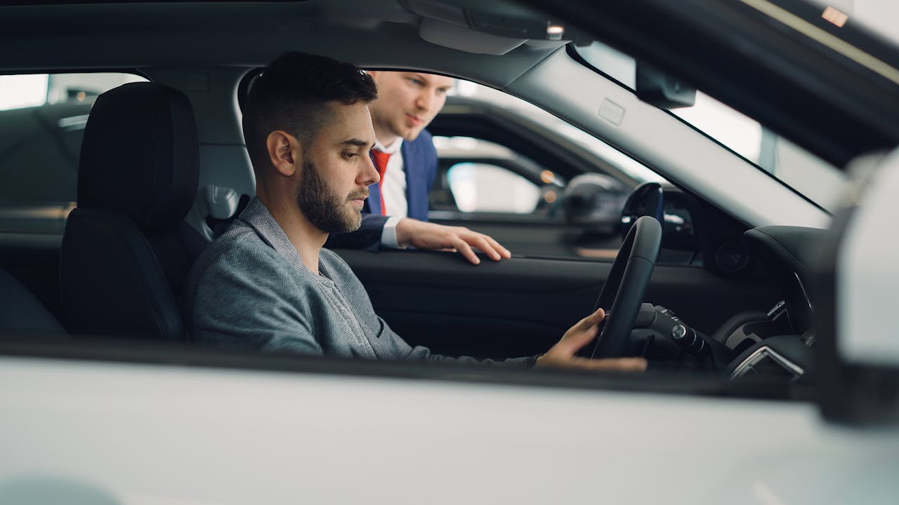 18 Repeat Buyer and Loyalty Program Statistics for Dealerships in 2026